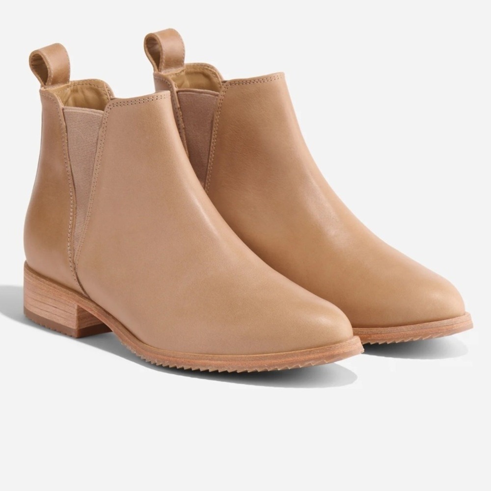 Nisolo Everyday Chelsea Boot Almond Size 9.5